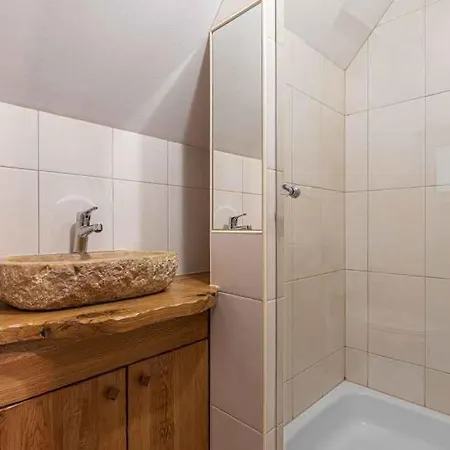 Apartment In - Dolenjska Bela Krajina Unter- Weisskrain 35158 Novo Mesto